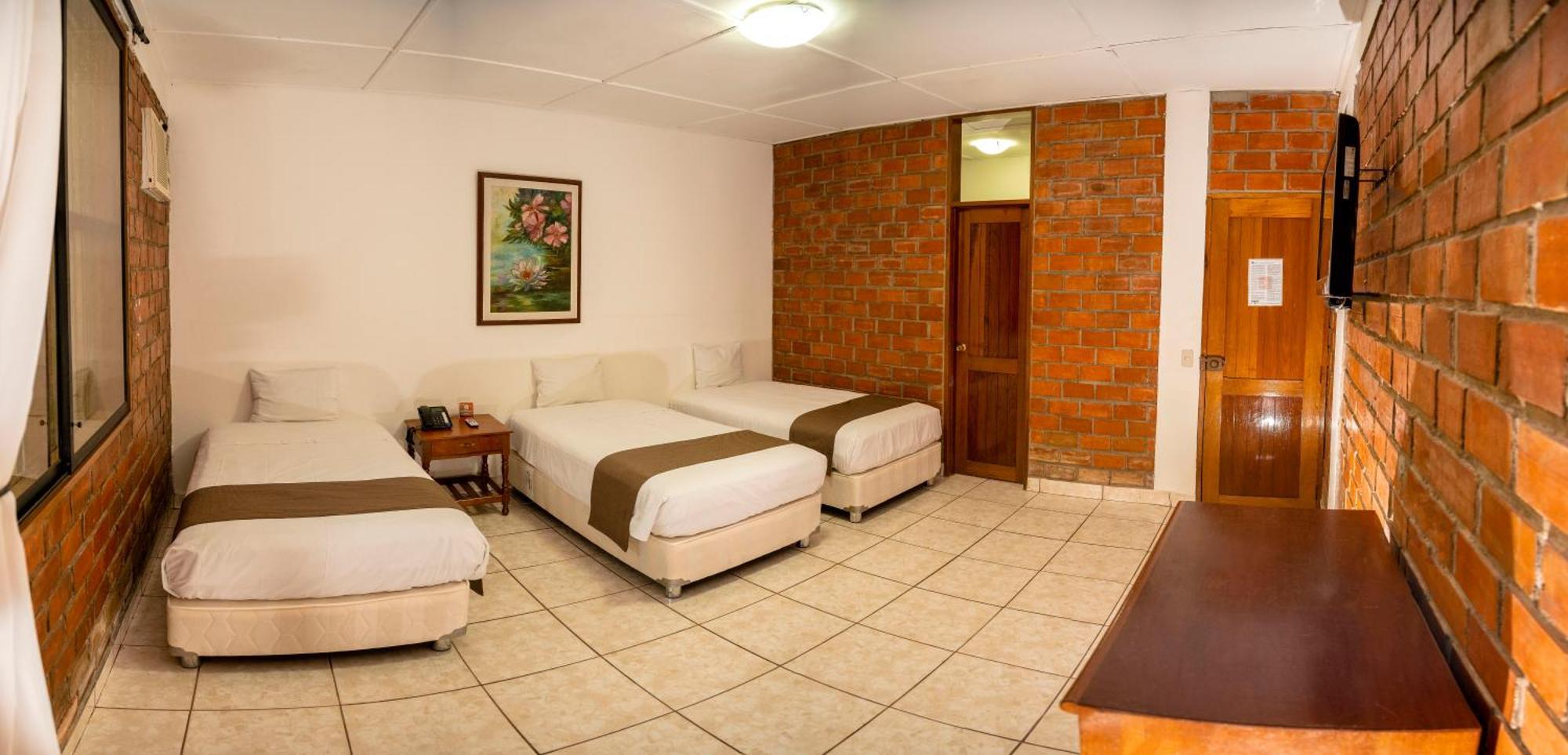 Dm Hoteles Tarapoto Dış mekan fotoğraf